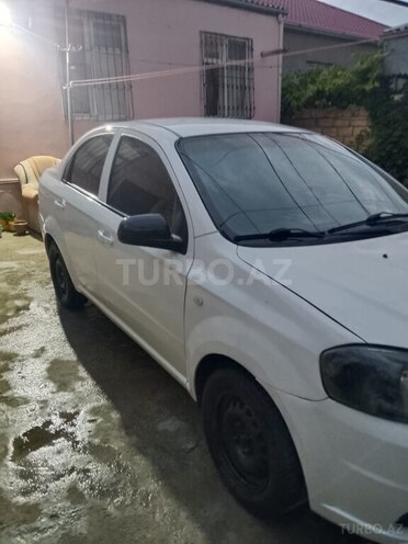 Chevrolet Aveo-2