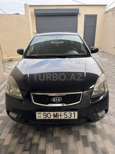 Kia Rio-1