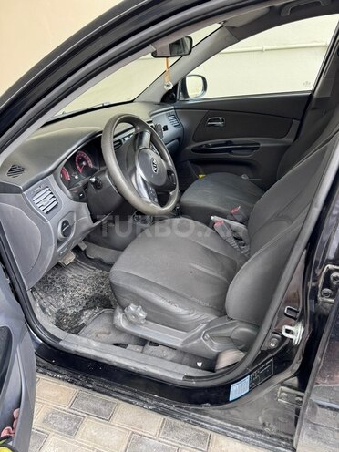 Kia Rio-4
