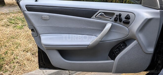Mercedes C 320-10