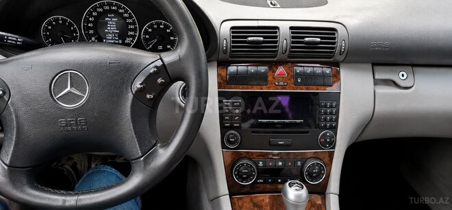 Mercedes C 320-12
