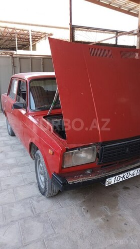 LADA (VAZ) 2107-2