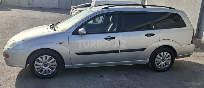 Ford Focus-3