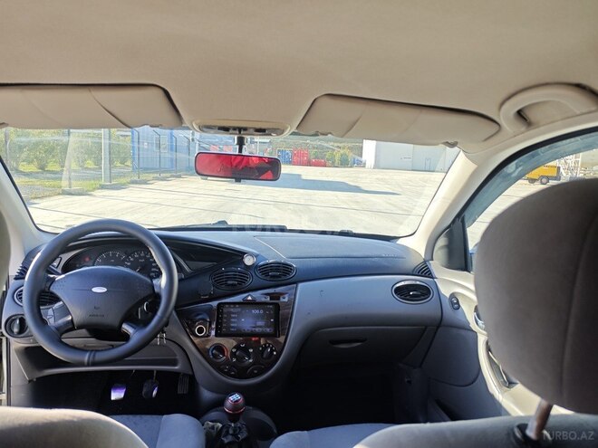 Ford Focus-5