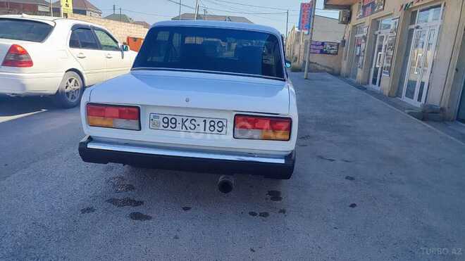 LADA (VAZ) 2107-2