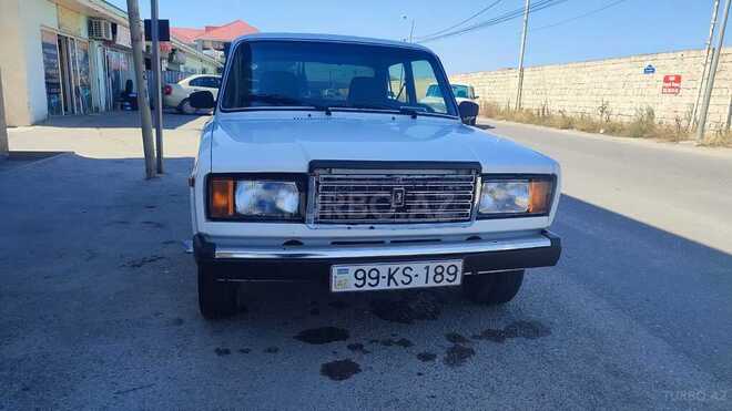 LADA (VAZ) 2107-1