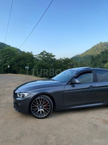 BMW 330-5