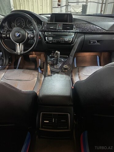 BMW 330-10