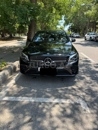 Mercedes GLC 300 4MATIC Coupe-1