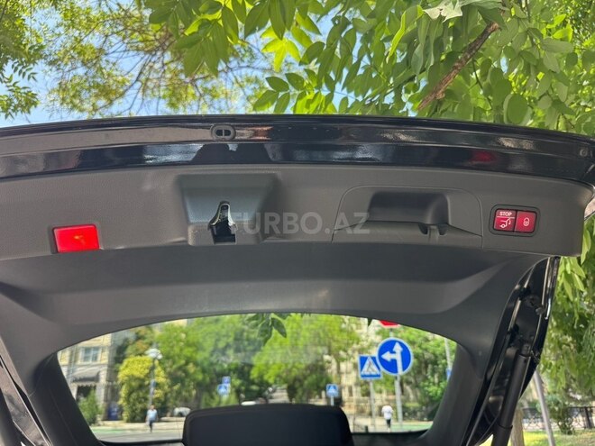 Mercedes GLC 300 4MATIC Coupe-3