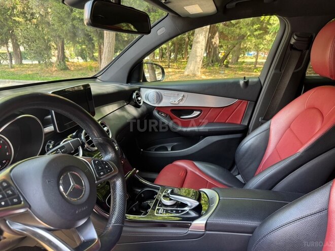 Mercedes GLC 300 4MATIC Coupe-4