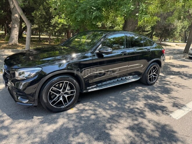Mercedes GLC 300 4MATIC Coupe-15
