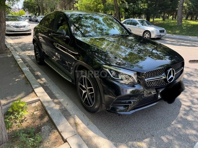 Mercedes GLC 300 4MATIC Coupe-12