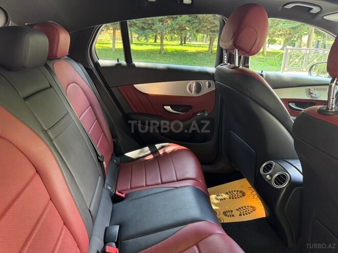 Mercedes GLC 300 4MATIC Coupe-8