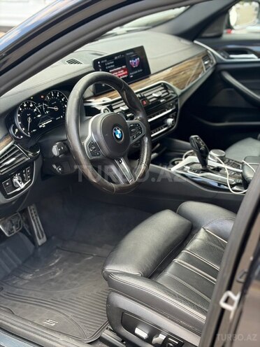 BMW 530-11
