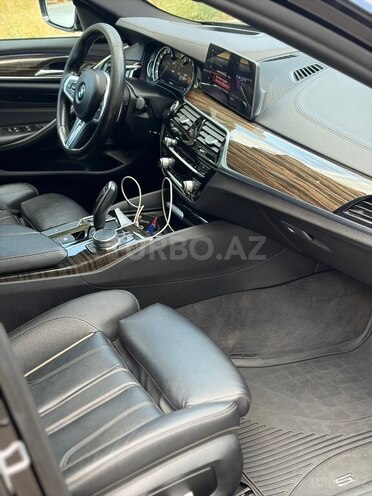 BMW 530-10