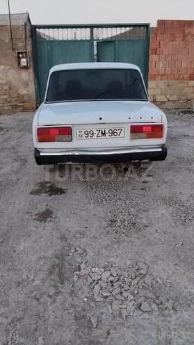 LADA (VAZ) 2107-2