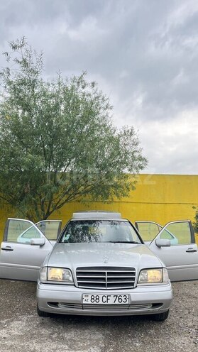 Mercedes C 180-2
