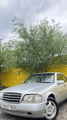 Mercedes C 180-8