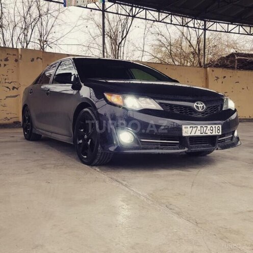 Toyota Camry-1