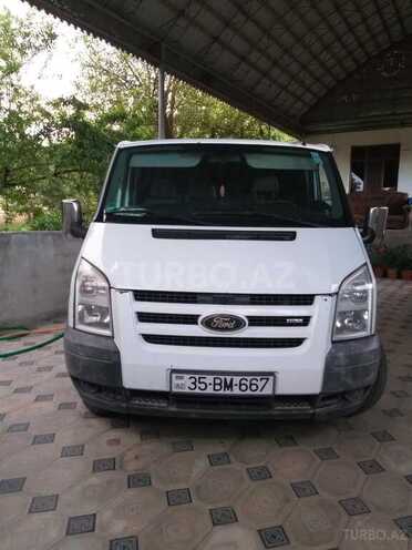 Ford Transit-1