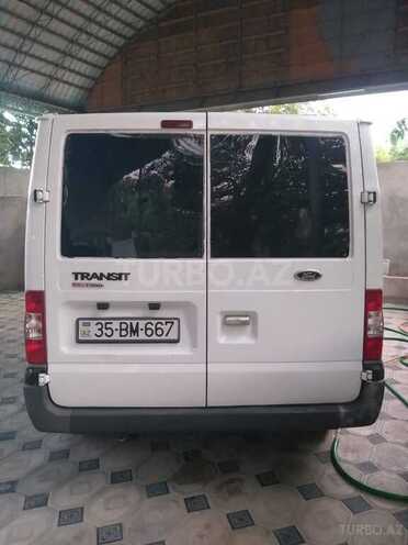 Ford Transit-2