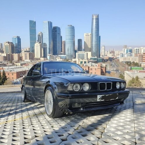 BMW 520-3