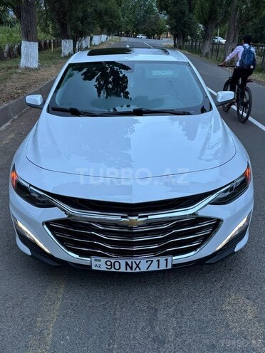 Chevrolet Malibu-8