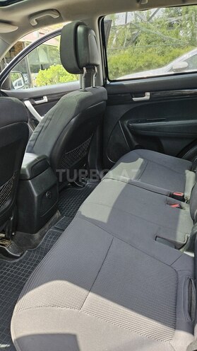 Kia Sorento-8