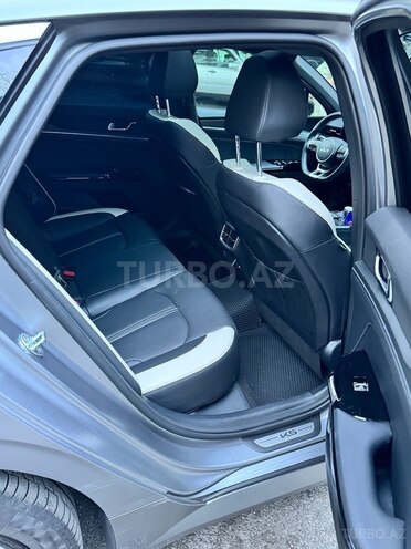 Kia K5-12