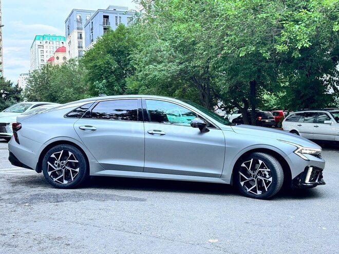 Kia K5-9