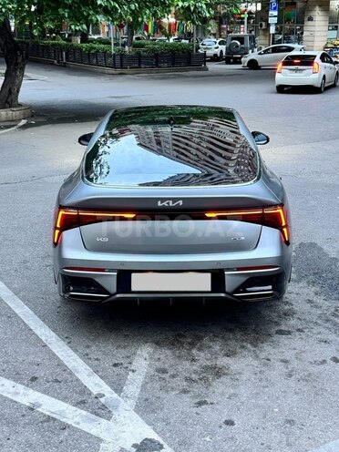 Kia K5-8
