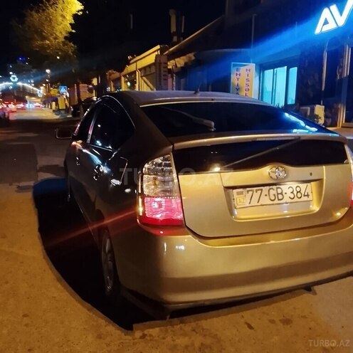 Toyota Prius-6
