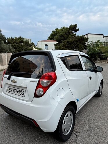 Chevrolet Spark-12