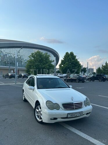 Mercedes C 240-1