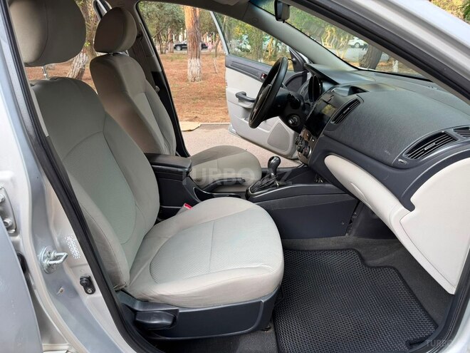 Kia Cerato-13