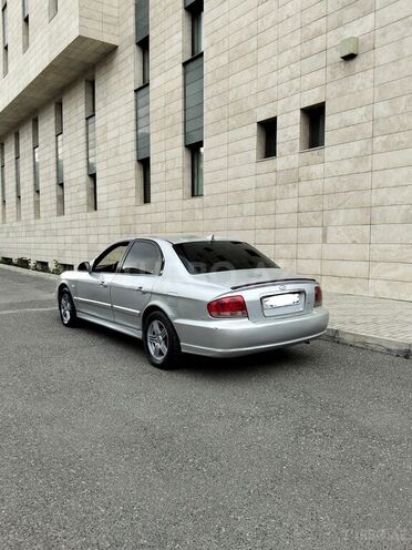 Hyundai Sonata-3