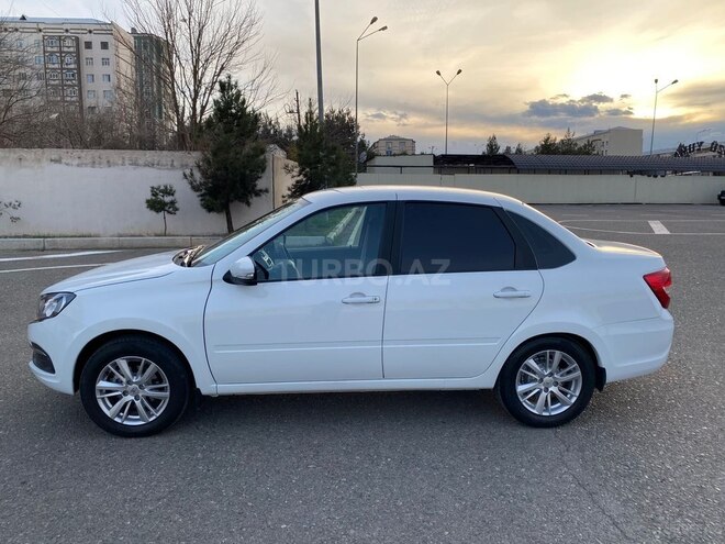 LADA (VAZ) Granta-10