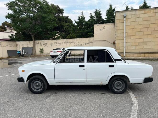 LADA (VAZ) 2107-5