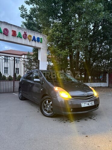 Toyota Prius-1