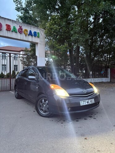 Toyota Prius-2