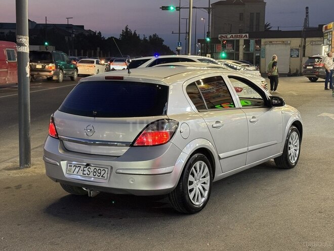 Opel Astra-3