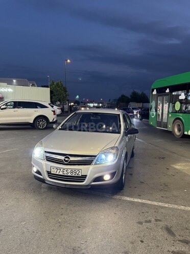 Opel Astra-11