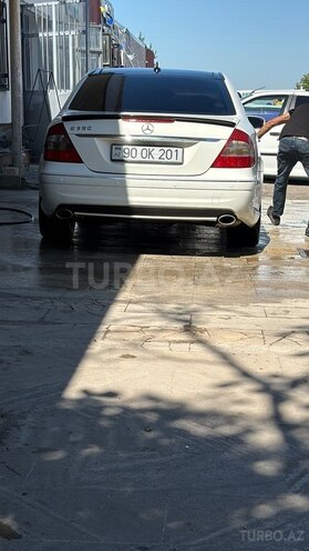 Mercedes E 350 4MATIC-3