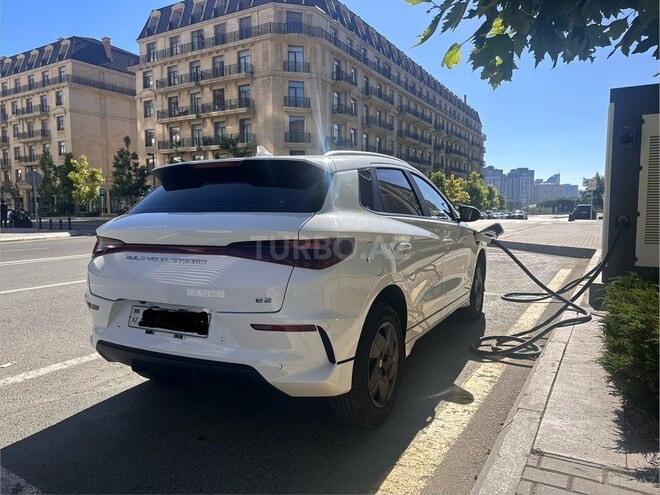 BYD e2-9