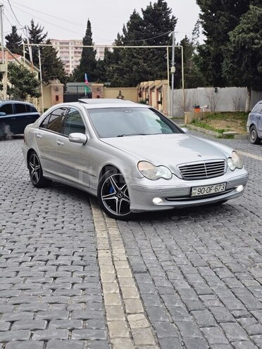 Mercedes C 320-2