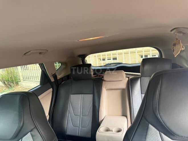 Hyundai Tucson-11