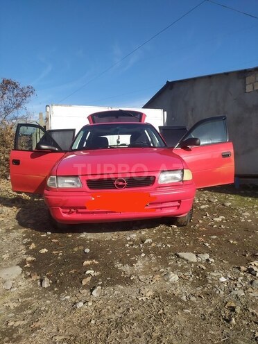 Opel Astra-1