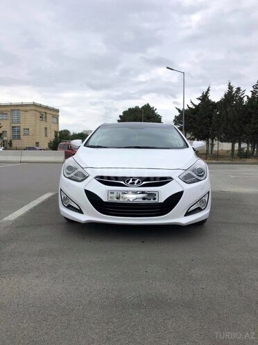 Hyundai i40-1