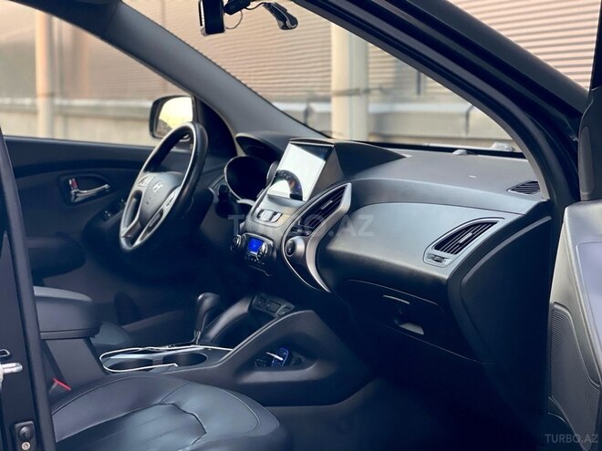 Hyundai Tucson-13